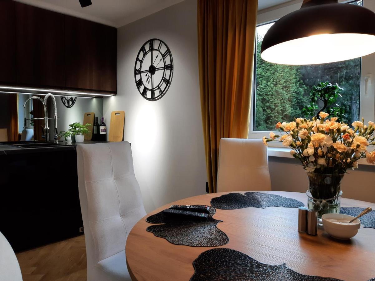 Apartament Willa Pod Sosnami Zator Przeciszow Exterior photo